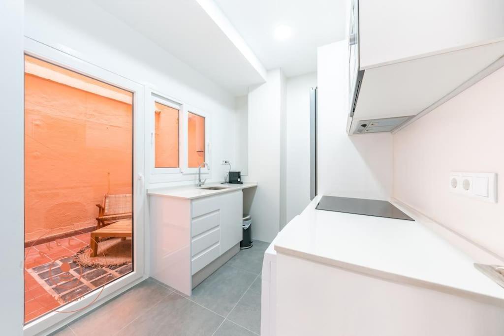 Cosy Apartment With Patio In Malaga - Tcm Eksteriør billede